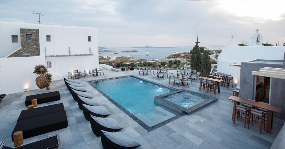 Πατητή Τσιμεντοκονία DECOR για το Aletro Cottage House στη Μύκονο Πατητή Τσιμεντοκονία DECOR για το Aletro Cottage House στη Μύκονο